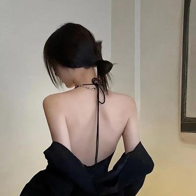 金发男郎